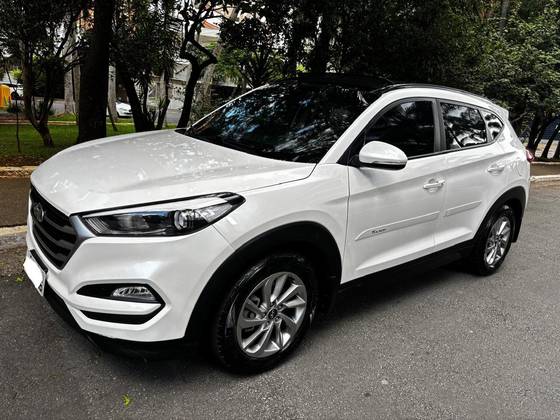 HYUNDAI TUCSON 1.6 16V T-GDI GASOLINA GLS ECOSHIFT HYUNDAI TUCSON 1.6 16V T-GDI GASOLINA GLS ECOSHIFT